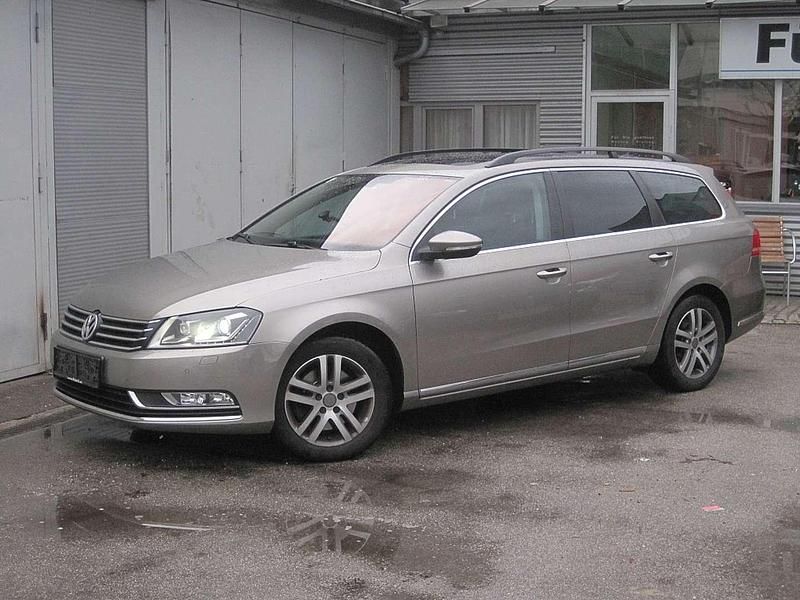 Gebraucht VW Passat 105 PS (77 kW) 2014 Silber Kombi