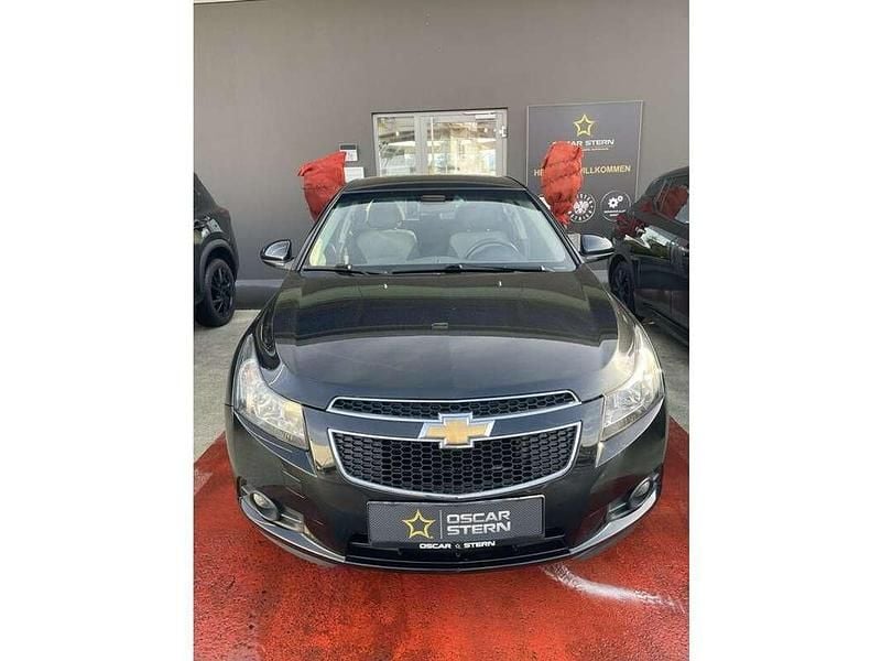 Gebraucht Chevrolet Cruze LS 113 PS (83 kW) 2011 Schwarz Limousine
