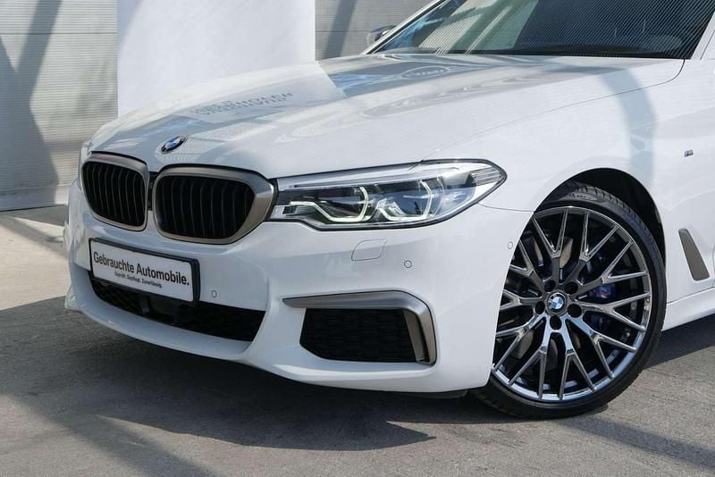 Gebraucht BMW M550 Shadowline 400 PS (294 kW) 2019 Weiß Limousine