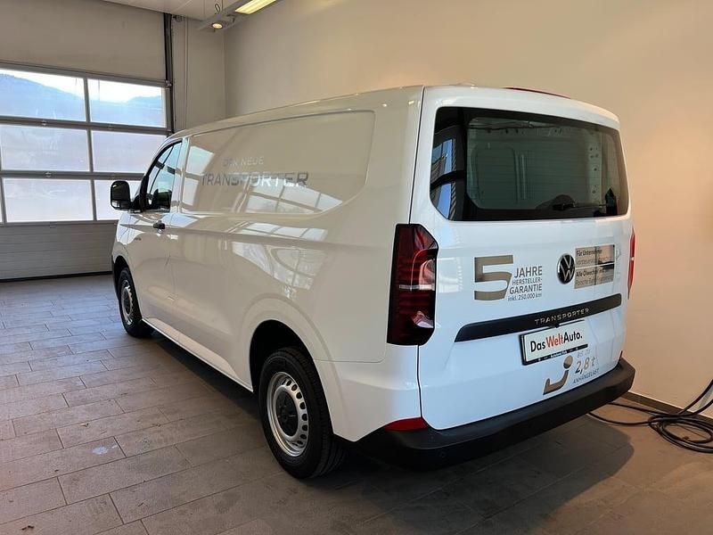 Neu VW Transporter 110 PS (80 kW) 2025 Weiss  metallic Van