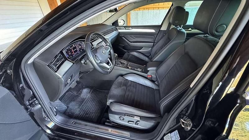Gebraucht VW Passat Elegance 190 PS (139 kW) 2019 Schwarz Kombi