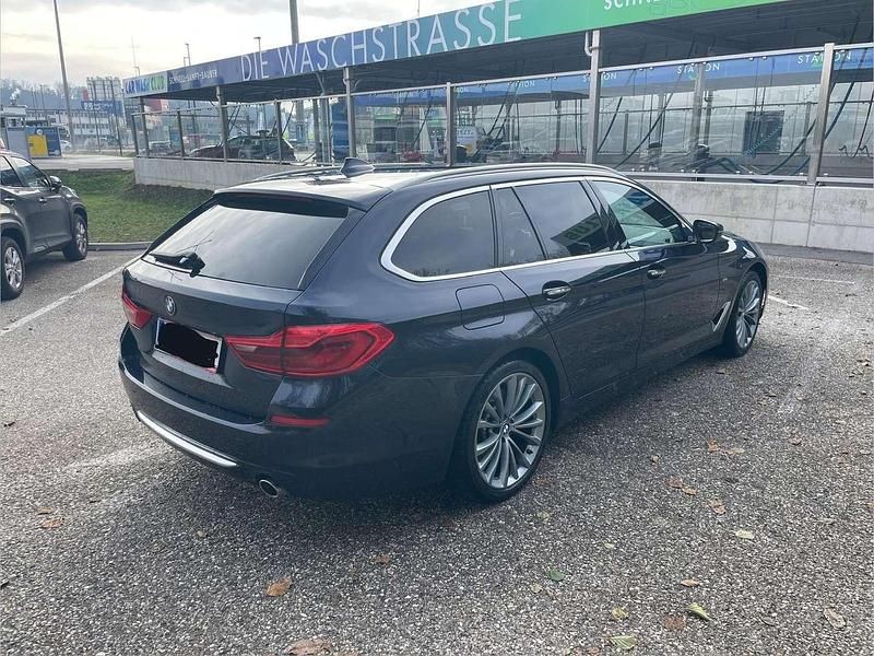 Gebraucht BMW 530 265 PS (194 kW) 2018 Kombi