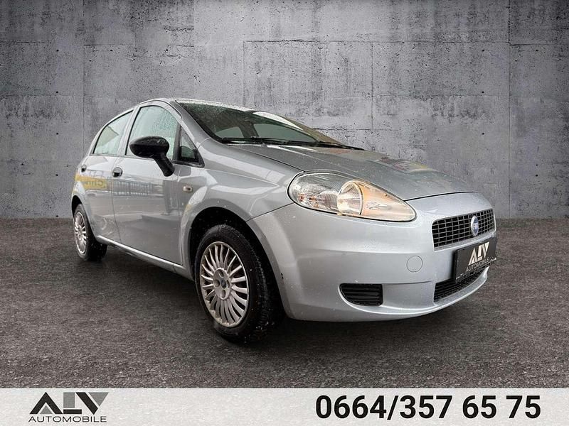 Grau Gebraucht 2007 Fiat Grande Punto Active Kleinwagen | € 3.990 (Teuer) - Bild 1/4