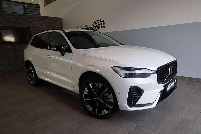 Weiß Neu 2025 Volvo XC60 Ultra SUV | € 62.900 - Bild 1/4