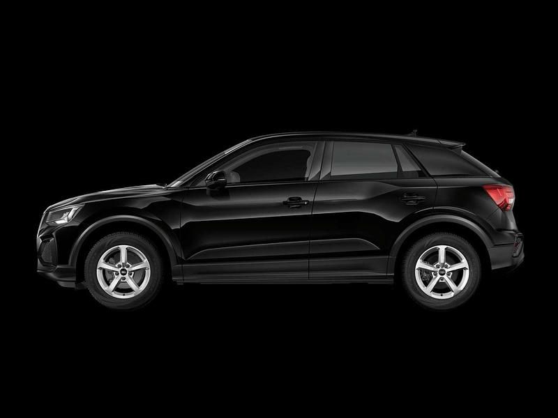 Neu Audi Q2 Basis 116 PS (85 kW) 2025 Schwarz  normal SUV