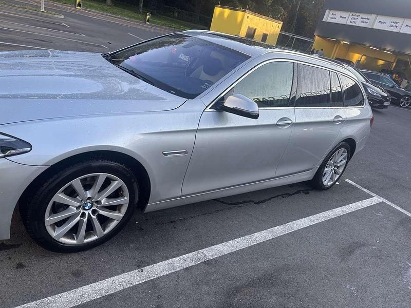 Gebraucht BMW 520 184 PS (135 kW) 2014 Kombi