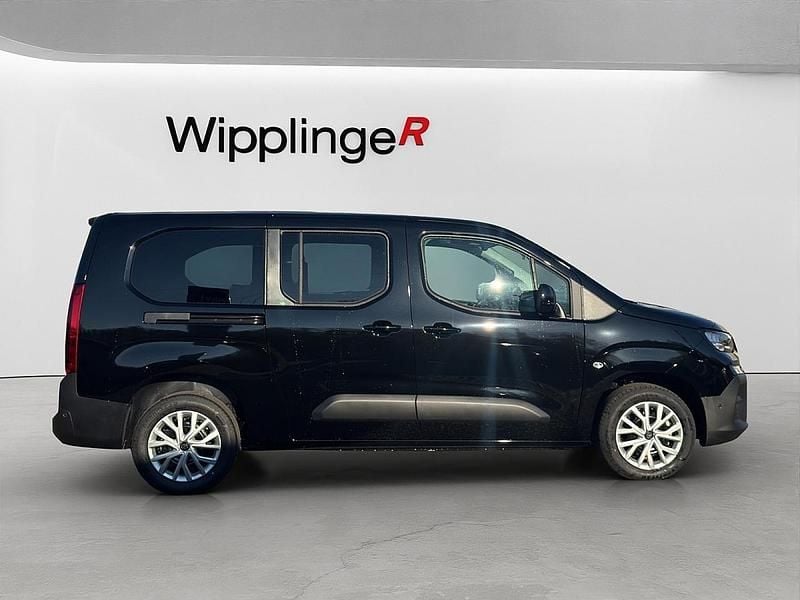 Neu Fiat Doblò 131 PS (96 kW) 2025 Schwarz Van / Kleinbus