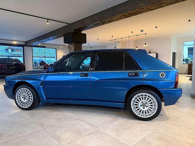 Gebraucht Lancia Delta 215 PS (158 kW) 1994 Blau Kleinwagen