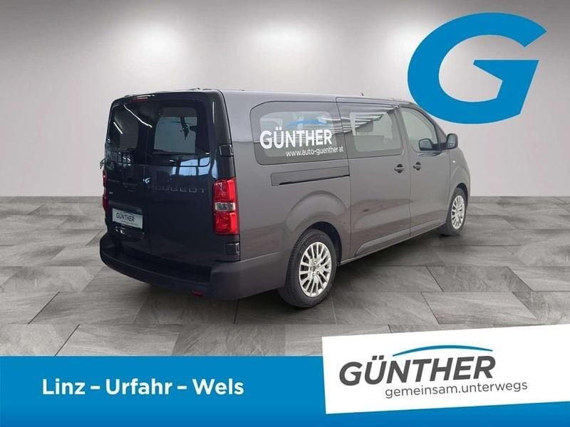 Gebraucht Peugeot Expert 180 PS (132 kW) 2025 Grau Van