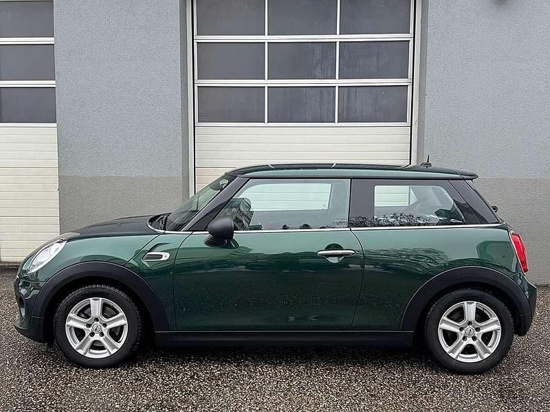 Gebraucht Mini ONE Hatch 102 PS (75 kW) 2017 Grün Kleinwagen