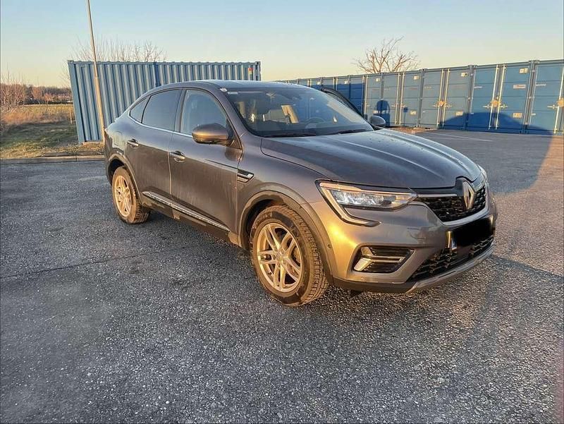 Gebraucht Renault Arkana Intens 140 PS (102 kW) 2022 Grau SUV