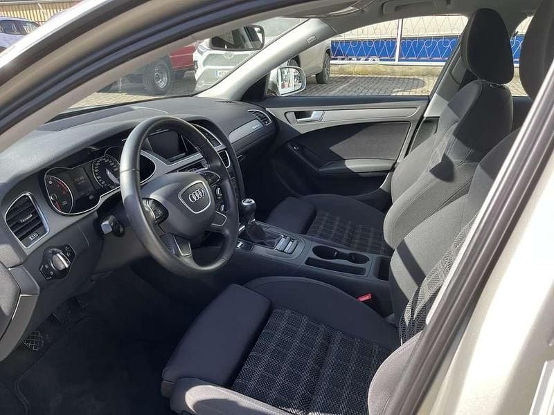 Gebraucht Audi A4 Basis 224 PS (164 kW) 2013 Kombi