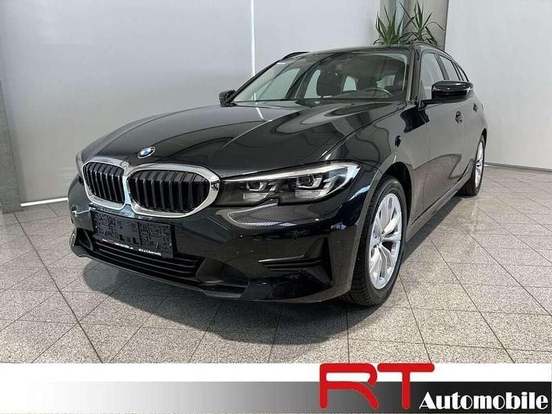 Gebraucht BMW 318 Advantage 136 PS (100 kW) 2022 Schwarz Kombi