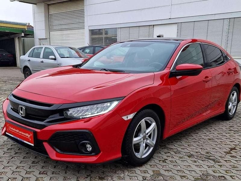 Gebraucht Honda Civic 129 PS (94 kW) 2018 Rot Limousine