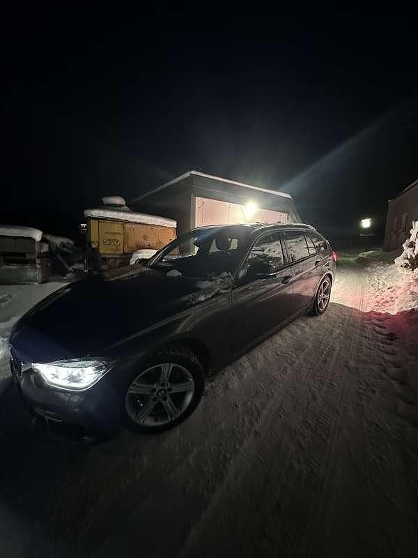 Gebraucht BMW 320 Sport Line 190 PS (139 kW) 2016 Schwarz Kombi