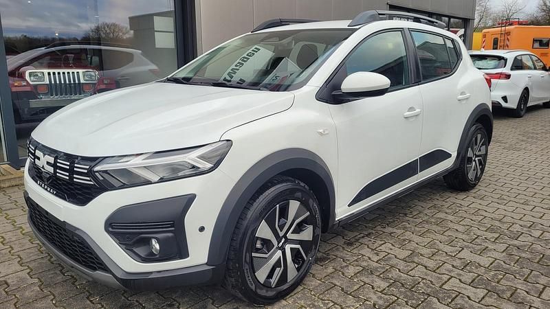 Neu Dacia Sandero Expression 101 PS (74 kW) 2026 SUV