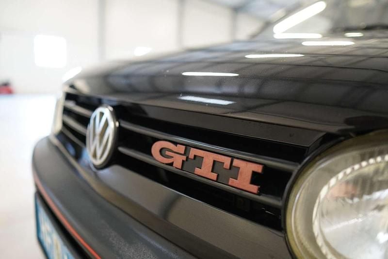 Schwarz Gebraucht 1996 VW Golf III GTI Limousine | € 14.990 - Bild 1/4