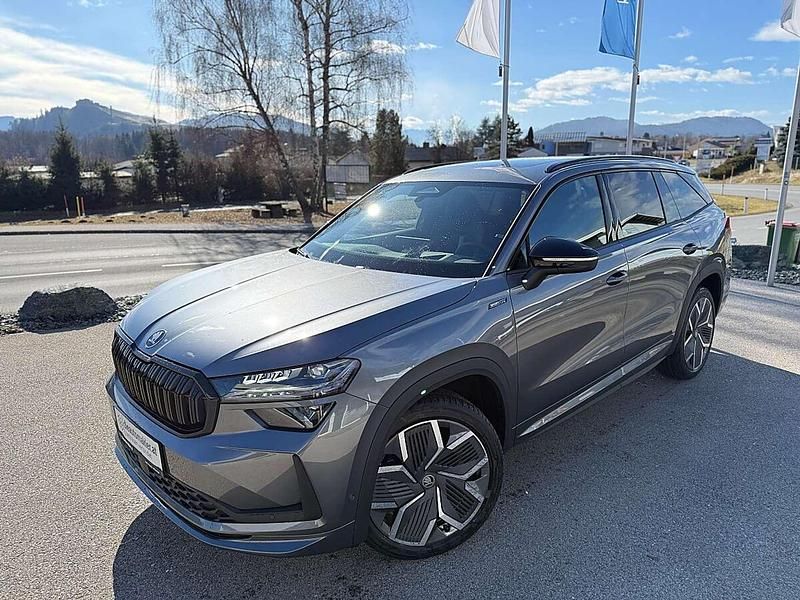 Neu Skoda Kodiaq SportLine 150 PS (110 kW) 2025 Grau SUV