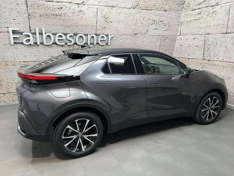 Gebraucht Toyota C-HR Active 152 PS (111 kW) 2025 Grau SUV
