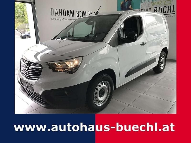 Weiß Gebraucht 2024 Opel Combo S Van / Kleinbus | € 21.990 (Superpreis) - Bild 1/4