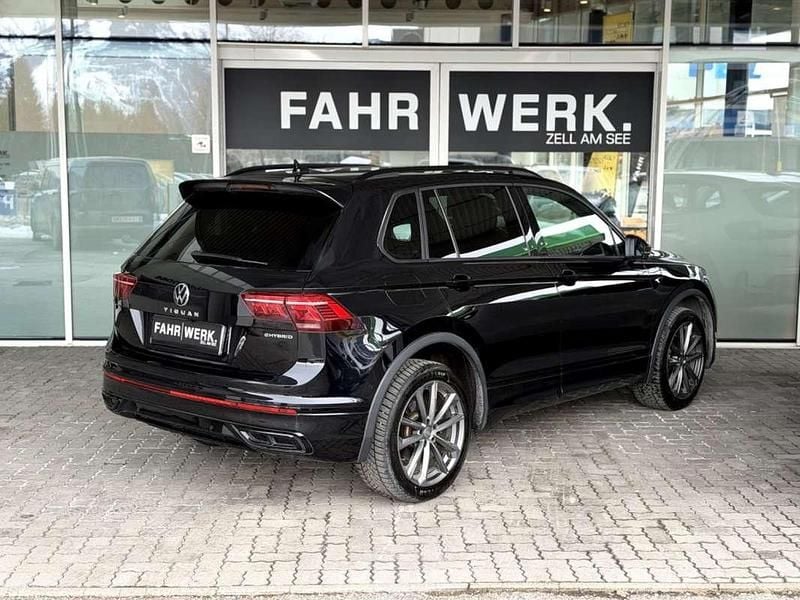 Gebraucht VW Tiguan R-line 150 PS (110 kW) 2021 Schwarz SUV