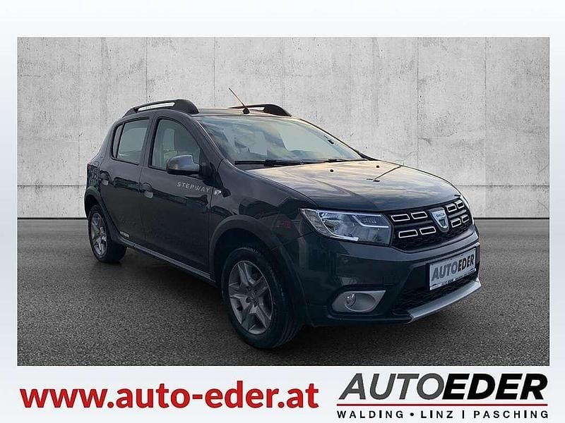 Gebraucht Dacia Sandero Stepway 90 PS (66 kW) 2020 Grau Limousine