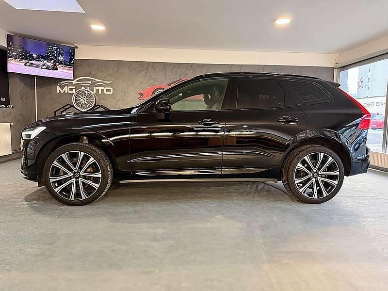 Gebraucht Volvo XC60 R-Design 197 PS (144 kW) 2022 Schwarz SUV