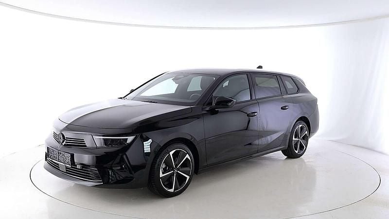 Karbon schwarz Gebraucht 2025 Opel Astra Kombi | € 25.990 (Guter Preis) - Bild 1/4