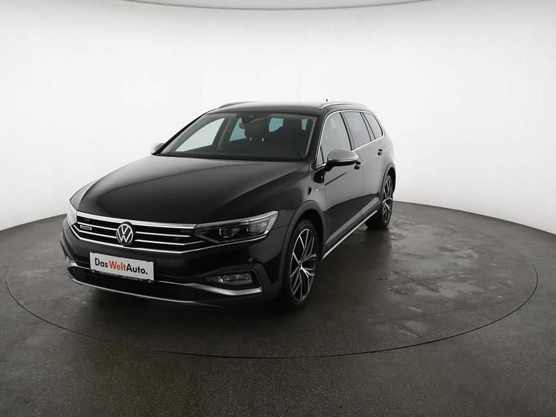 Gebraucht VW Passat 200 PS (147 kW) 2021 Kombi