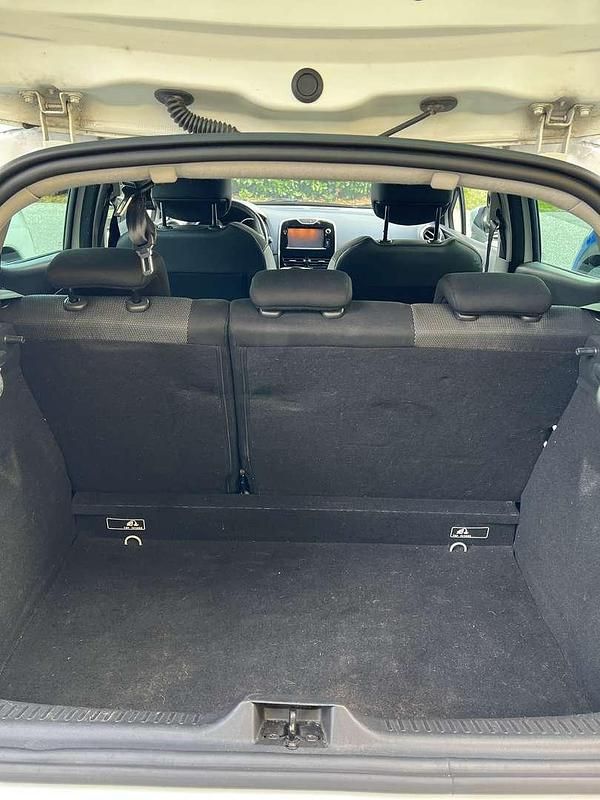 Gebraucht Renault Clio IV 90 PS (66 kW) 2015 Weiß Limousine