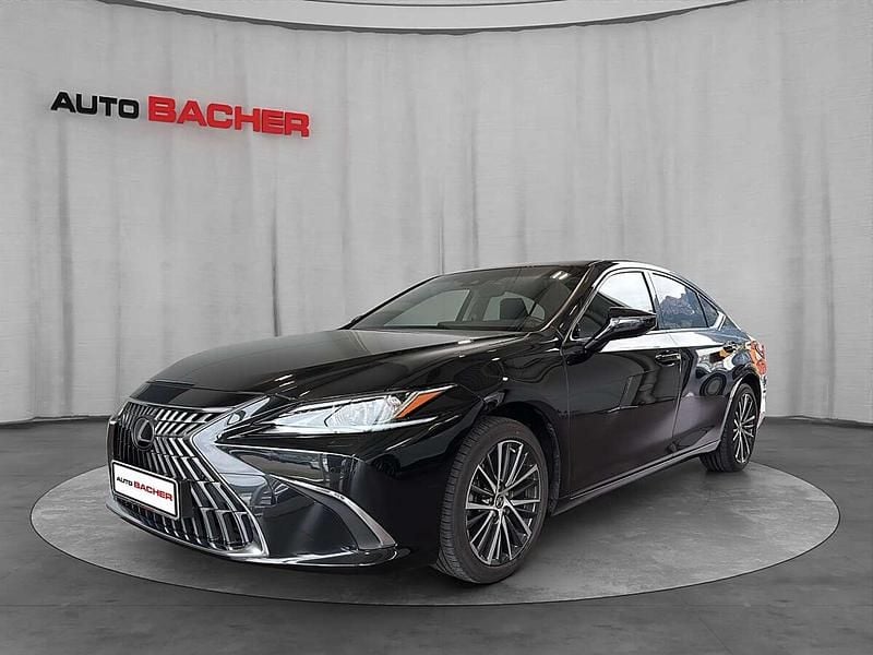 Gebraucht Lexus ES300H Business Edition 178 PS (130 kW) 2025 Schwarz Limousine