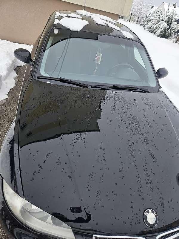 Gebraucht BMW 118 121 PS (88 kW) 2006 Schwarz Kleinwagen