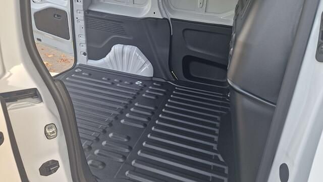 Neu Peugeot Partner 100 PS (73 kW) 2026 Weiß Van / Kleinbus