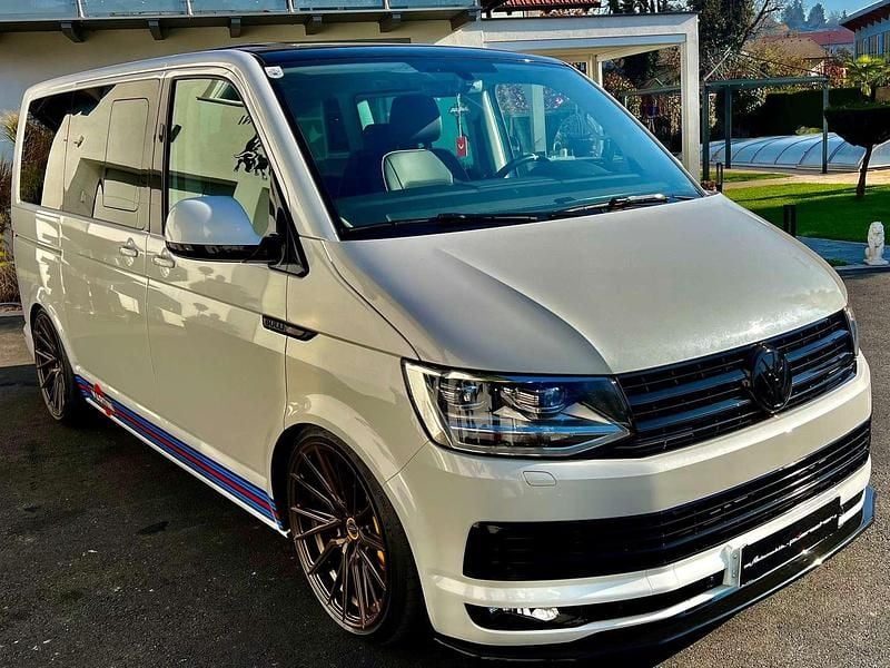 Gebraucht VW Multivan Highline 150 PS (110 kW) 2019 Weiß Van