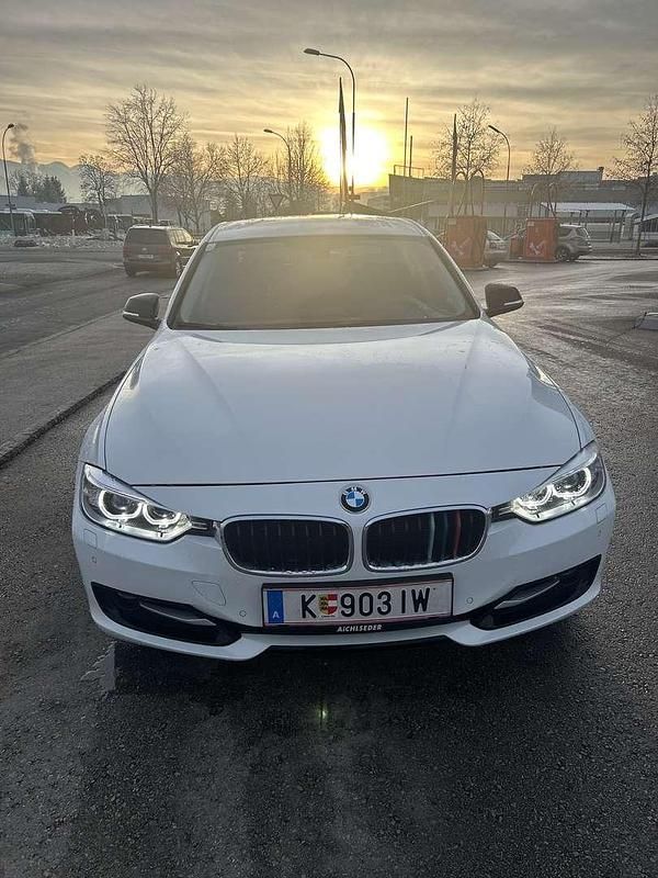 Gebraucht BMW 320 Efficient Dynamics 163 PS (119 kW) 2013 Weiß Limousine