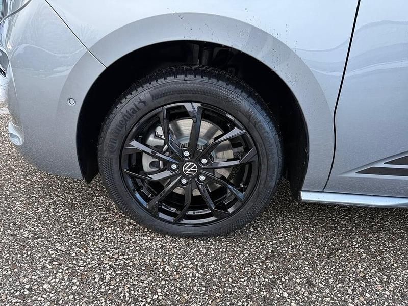 Neu VW Multivan Edition 245 PS (180 kW) 2026 Silber  metallic Van