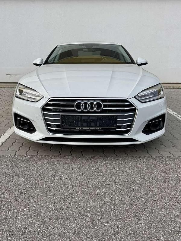 Gebraucht Audi A5 Sportback Sport 190 PS (139 kW) 2017 Weiß Kleinwagen
