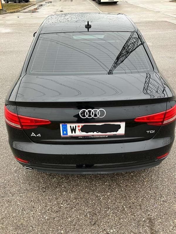 Gebraucht Audi A4 122 PS (89 kW) 2016 Schwarz Limousine