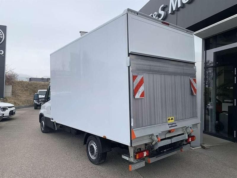 Gebraucht Iveco Daily 160 PS (117 kW) 2024 Weiß Van