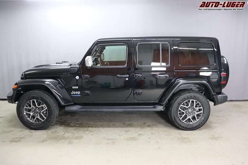Gebraucht Jeep Wrangler Unlimited Overland 381 PS (280 kW) 2022 Black uni px8 5ca SUV
