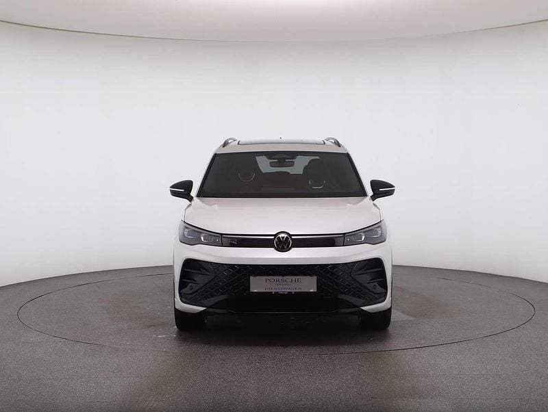 Gebraucht VW Tiguan Sport 193 PS (141 kW) 2025 Weiß SUV