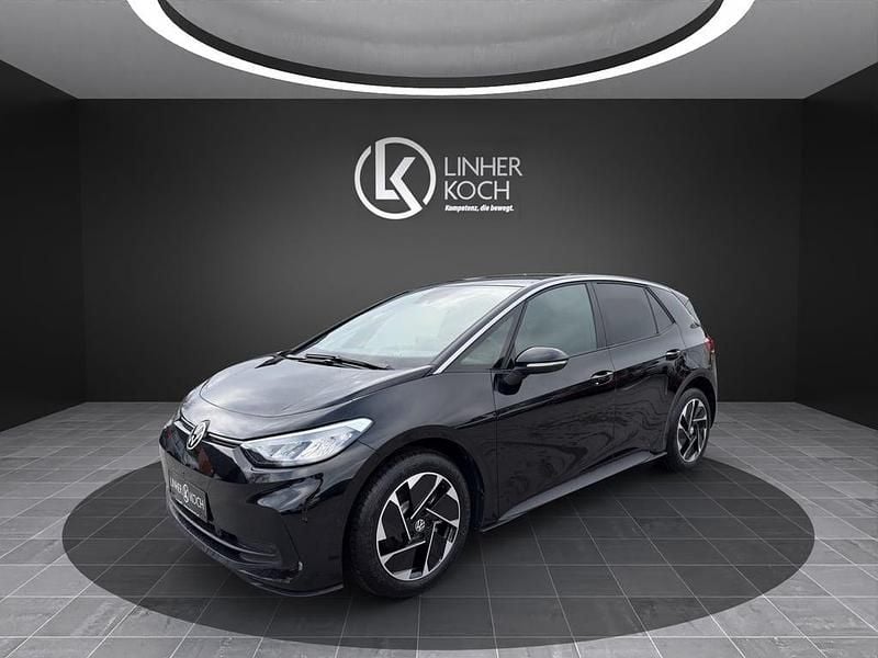 Neu VW ID.3 Pure 125 kW (170 PS) 2025 Schwarz  metallic Kleinwagen