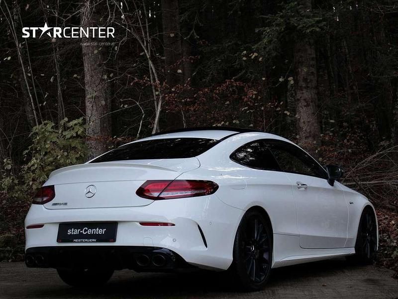 Gebraucht Mercedes C43 AMG AMG 390 PS (286 kW) 2018 Weiß Coupé