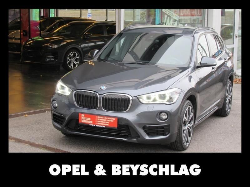 Grau Gebraucht 2016 BMW X1 Sport Line SUV | € 19.490 (Etwas zu teuer) - Bild 1/4