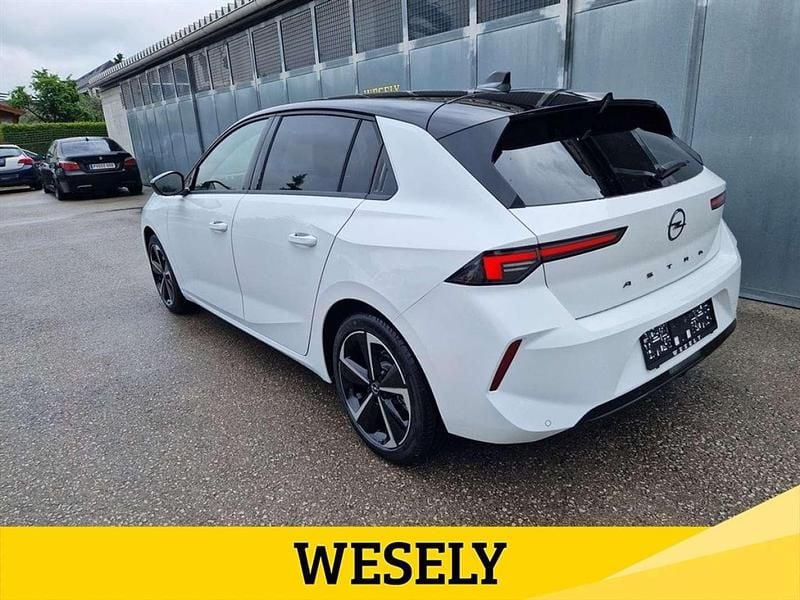 Neu Opel Astra 131 PS (96 kW) 2025 Weiß Limousine