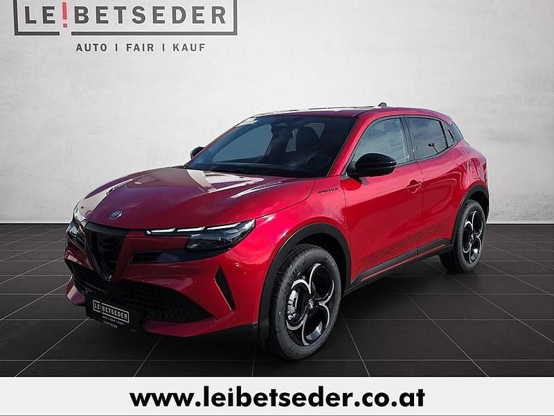 Neu Alfa Romeo GT Junior Edizione Speciale 136 PS (100 kW) 2025 Rot SUV