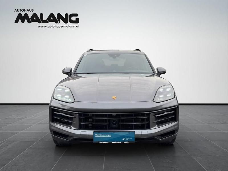 Gebraucht Porsche Cayenne 470 PS (345 kW) 2024 Grau SUV