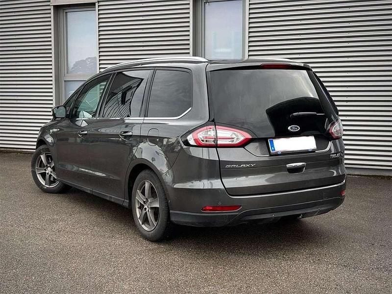 Gebraucht Ford Galaxy Titanium 179 PS (131 kW) 2016 Grau Van / Kleinbus