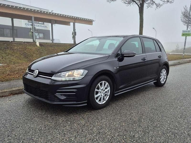 Schwarz Gebraucht 2018 VW Golf VII R-line Limousine | € 13.900 (Fairer Preis) - Bild 1/4