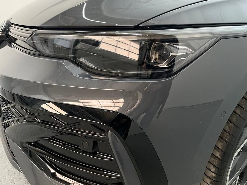 Neu VW Golf VIII Sport 115 PS (84 kW) 2026 Mittelgrau  metallic Limousine